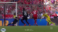 Berita video Bayern Munchen yang mudah menang di Bundesliga 2017-2018 dan kali ini atas Eintracht Frankfurt. This video presented by BallBall.