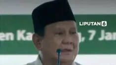 Presiden Prabowo Subianto mengungkap pengalamannya selama setahun menjabat yang kerap dihadapkan pada upaya suap dan laporan pelanggaran. Ia mengaku memilih tak melihat daftar perusahaan bermasalah demi menjaga objektivitas penegakan hukum, sembari berseloroh menyerahkan sepenuhnya proses pencabu...