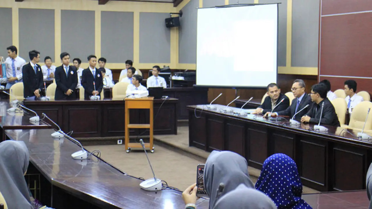 Zulfikli Hasan dan SMAIT Insantama