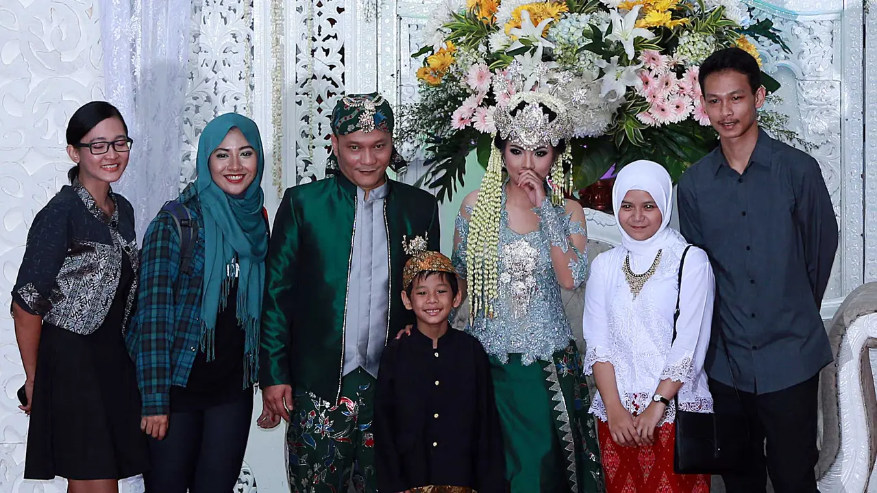 Iwa K dan Wikan