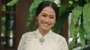 <p>Potret cantik Putri Ayudya pakai kebaya janggan ini bisa jadi inspirasi busana pengantin juga loh, Sahabat FIMELA. [Foto: Instagram/_putriayudya]</p>