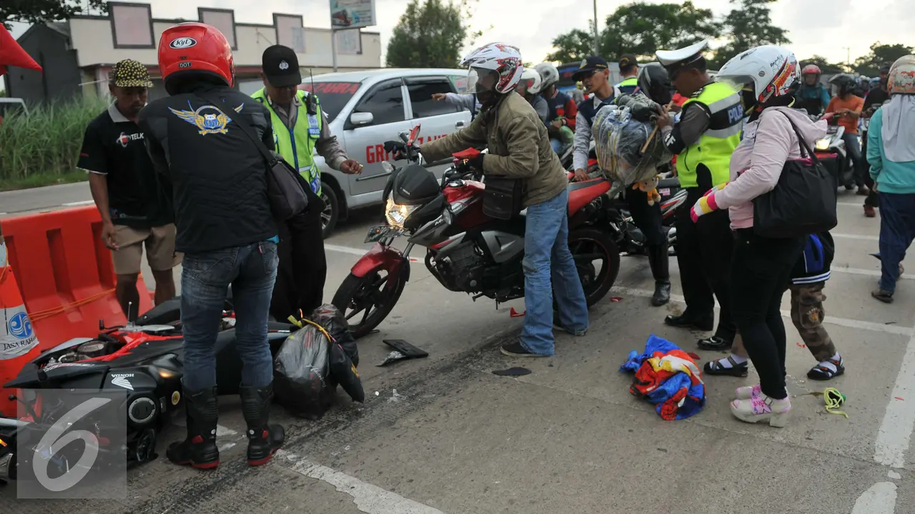 20160703-Kecelakaan Motor Terjadi di Jalan Lamaran Karawang