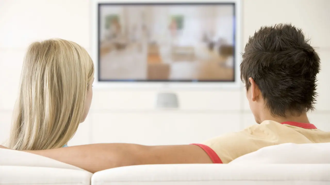 Pasangan Nonton Film Biru Bersama, Bermanfaat?
