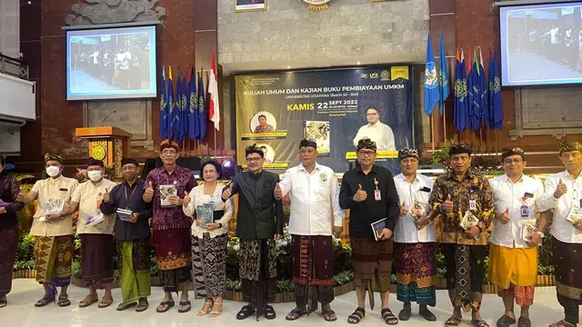 Kuliah Umum dan Kajian Buku Pembiayaan UMKM Batch XII di Universitas Udayana, Badung, Bali, pada Kamis (22/9/2022).