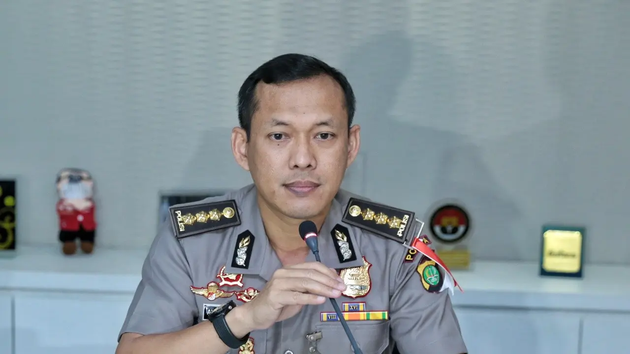 [Bintang] Kombes. Pol. Awi Setiyono, S.I.K., M.Hum