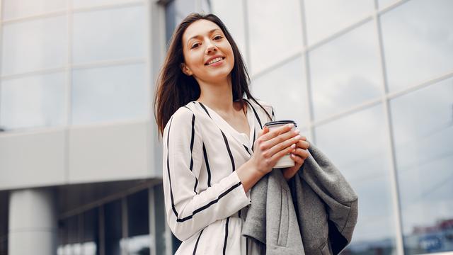 wanita oktober tegar dan tidak gentar