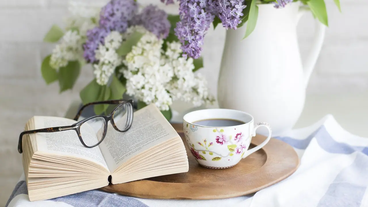 Resensi buku