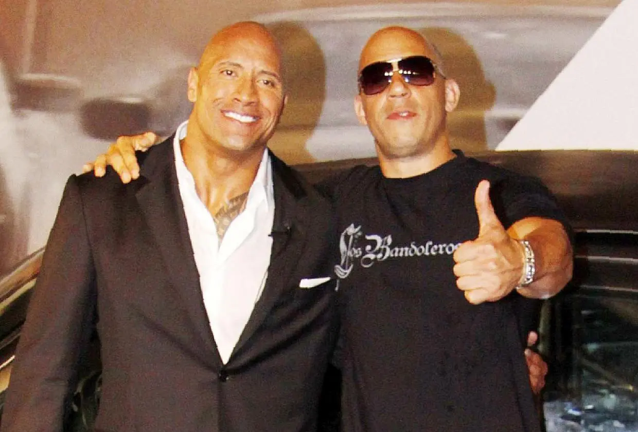Vin Diesel dan Dwayne Johnson (The Rock)