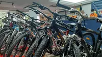 Sebanyak 34 unit sepeda bermerek dijejerkan di Gedung Serba Guna, Ditreskrimum Polda Metro Jaya.