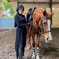 Mulan Jameela berkuda (Instagram/mulanjameela1)