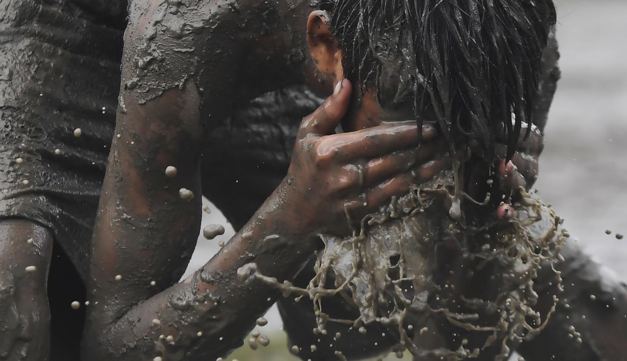 FOTO: Keseruan Anak-Anak India Bermain Kabaddi - Global ...