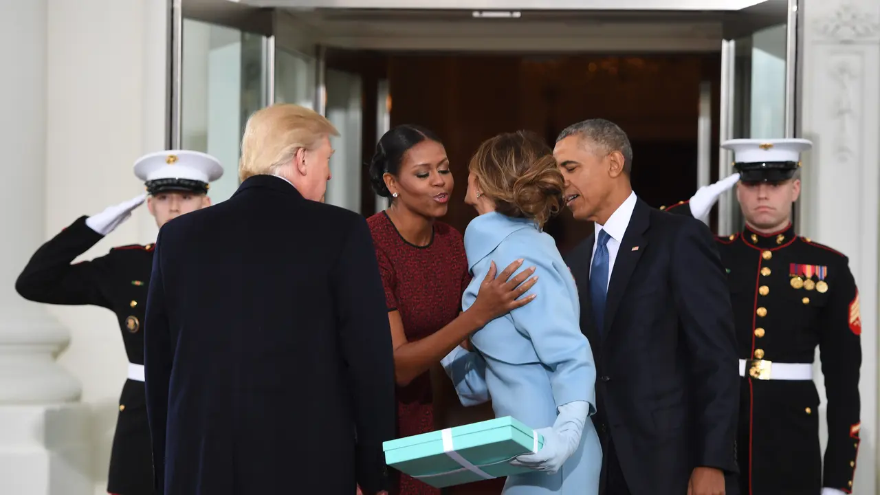 [Bintang] Donald Trump dan Obama 
