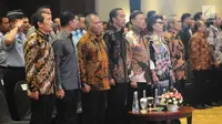 Presiden Joko Widodo (tengah) didampingi pimpinan KPK dan Menko Polhukam Wiranto menghadiri Peringatan Hari Anti Korupsi Sedunia 2018 di Jakarta, Selasa (4/12). Acara ini mengambil tema Menuju Indonesia Bebas Dari Korupsi. (Liputan6.com/Angga Yuniar)