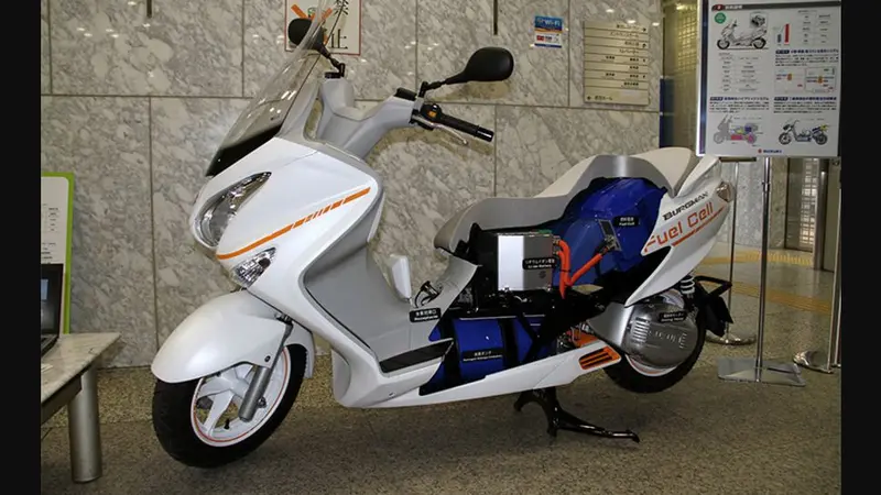 Suzuki Burgman Fuel Cell