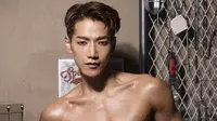 Melihat tubuh Jun.K `2PM` yang seksi dalam pemotretan majalah, membuat netizen lumer.