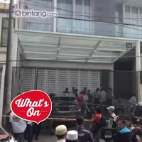 Seorang saksi mata bernama Lutfi menjelaskan kondisi korban pembunuhan sadis Pulomas (27/12