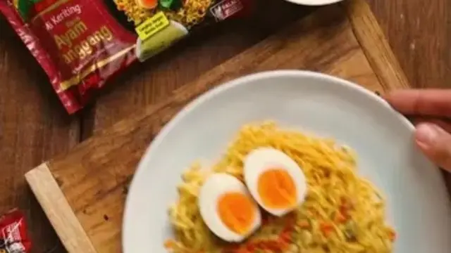 Indomie Mi Keriting Ayam Panggang