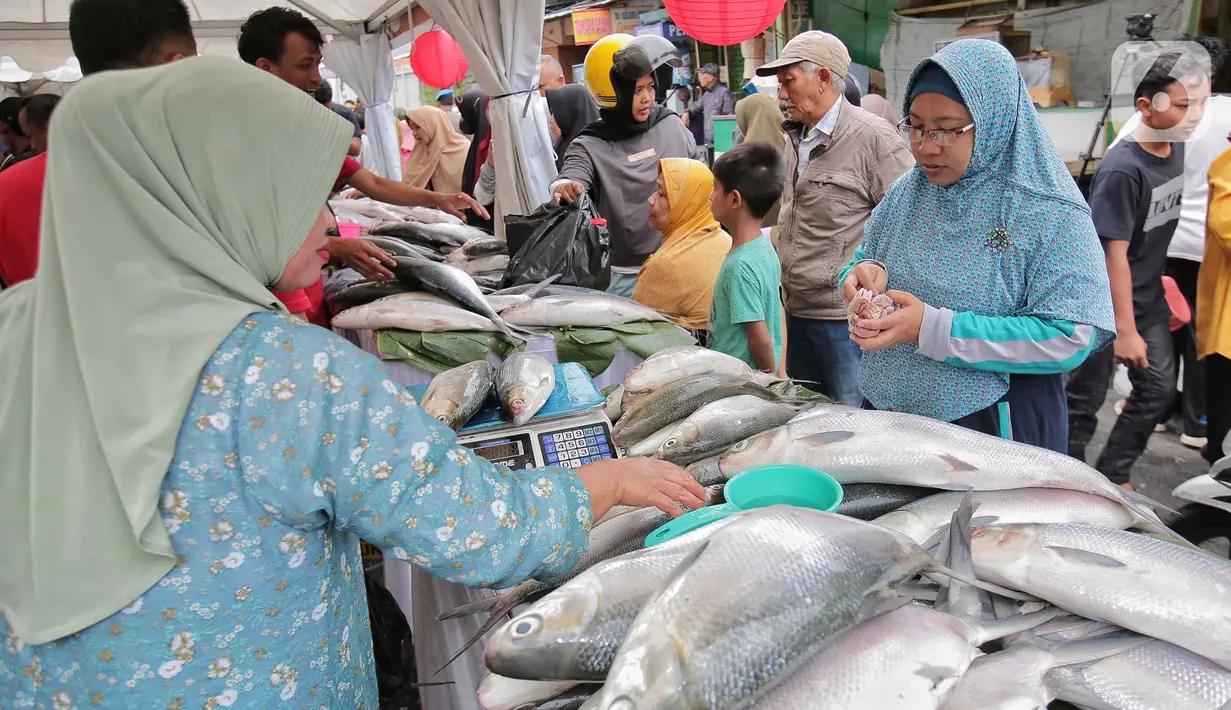 Pemerintah Provinsi Daerah Khusus Jakarta menggelar Festival Bandeng Rawa Belong sebagai ajang menyemarakkan perayaan Tahun Baru Imlek 2025. (Liputan6.com/Angga Yuniar)