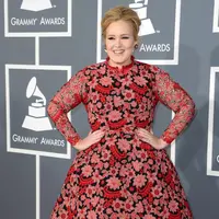 'Albumnya mungkin saja akan segera keluar. Namun untuk saat ini, Adele jelas tak ingin menjalankan tur untuk albumnya nanti,' ujar salah seorang sumber. (Bintang/EPA)