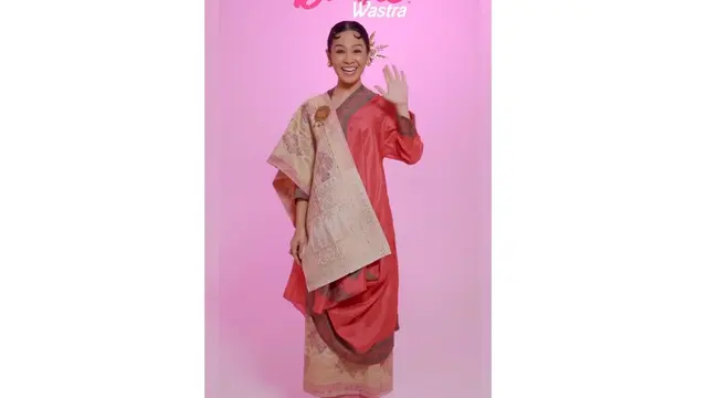 6 Gaya Andien Jadi Barbie dengan Balutan Kain Nusantara, Curi Perhatian