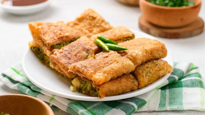 Resep Martabak Telur Spesial dengan Daging Sapi Cincang yang Lezat