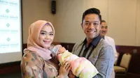 Preskon Lahiran Anak Sheza Idris (Adrian Putra/Fimela.com)