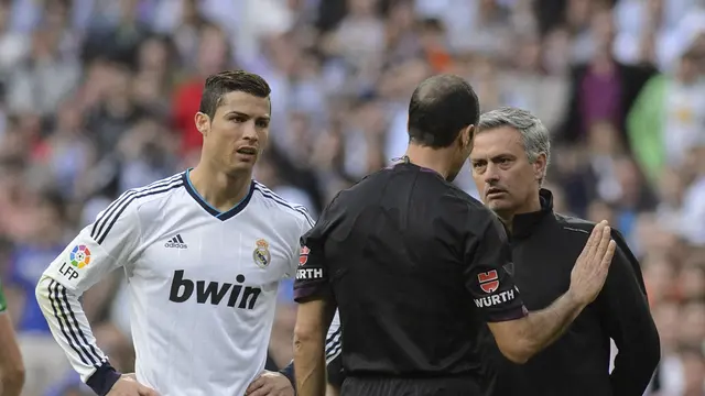 Ronaldo - Mourinho ( AFP Photo / Dani Pozo)