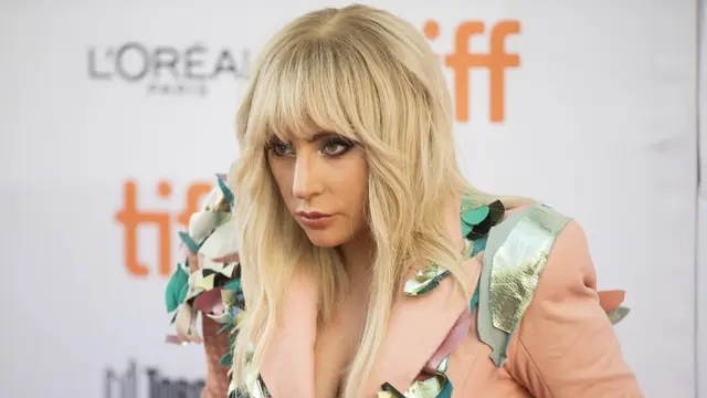 [Bintang] Lady Gaga