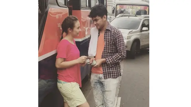 Tak Cuma Keriting, Ini 6 Gaya Rambut Larasati Nugroho Pemeran Hits FTV