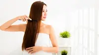 Ingin memiliki helaian rambut sehat dan prima? Intip 9 rahasia perawatan rambut berikut ini.