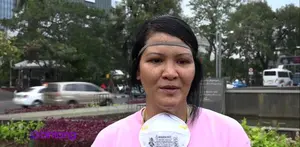 Melanie Subono menjadi salah satu selebriti yang terjun di ‘Gerakan Aksi Moral #MelawanAsap’. Melanie sempat terjun langsung ke Riau untuk member bantuan. Melanie menganggap kasus ini adalah kesalahan perusahaan, bukan bencana alam.