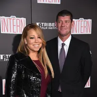 Diva berusia 43 tahun ini dan James Packer bahkan sudah membicarakan masa depan bersama yang tak lain adalah sebuah pernikahan. Rupanya keseriusan mereka tak berakhir sampai satu atap saja. (AFP/Bintang.com)