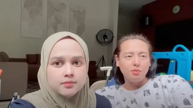 Perbincangan Roger Danuarta dan Cut Meyriska setelah sembuh Covid-19 (YouTube/ RogerChikaJourney)