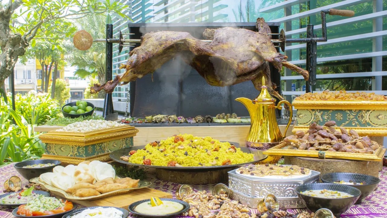 Selama Bulan Ramadhan, Hotel Ini Sajikan Kudapan Timur Tengah