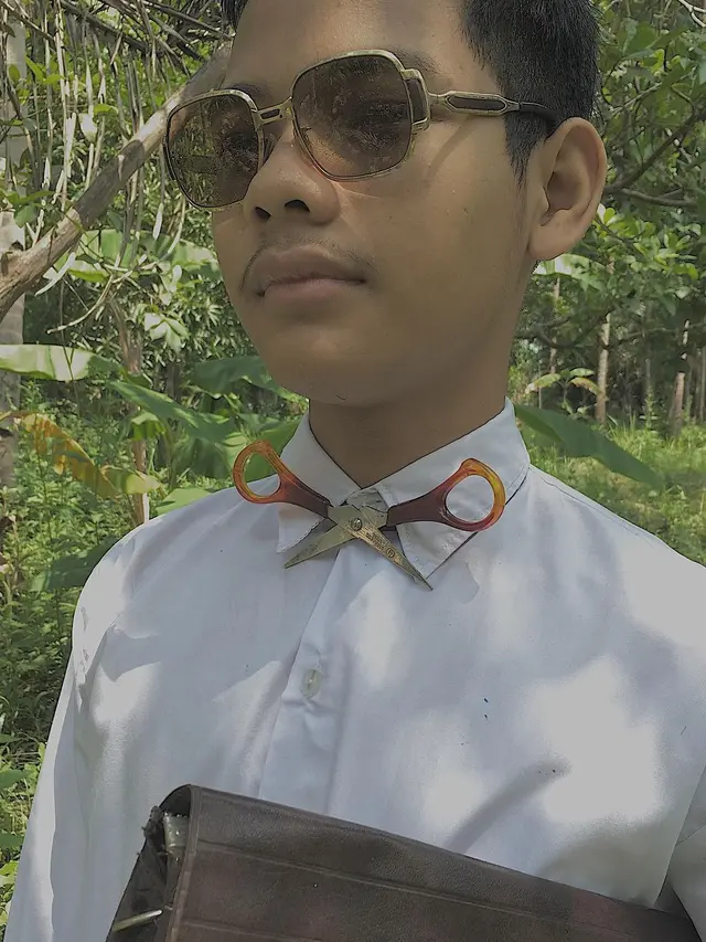 6 Potret Aksesoris Fashion Antimainstream Ini Bikin Tampil Beda