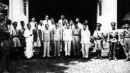 Presiden Soekarno dilantik setelah Proklamasi Kemerdekaan RI pada 17 Agustus 1945. Kabinet bentukannya yang pertama, yaitu Kabinet Presidensial dilantik pada 2 September 1945. (Istimewa)