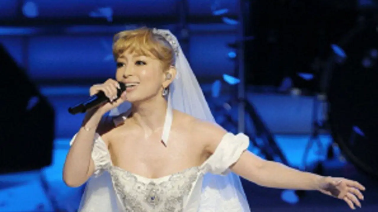 Tampil Setelah EXO, Ayumi Hamasaki Ditinggal Penonton