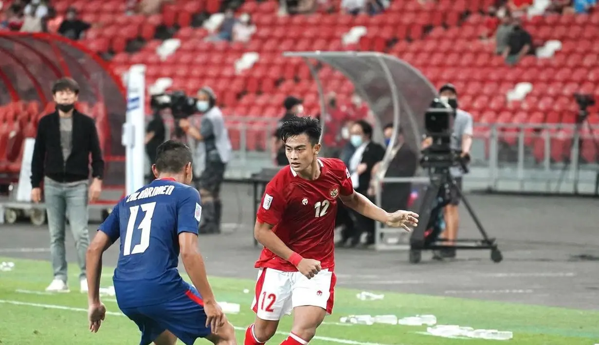 7 Potret Ganteng Pratama Arhan, Pemain Sepak Bola Berprestasi di Timnas