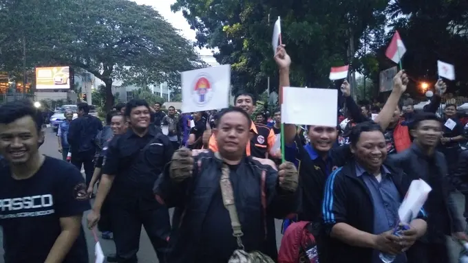 Ratusan Bikers dan Siswa SMU Sambut Owi/Butet