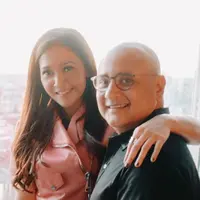 Gaya Maia Estianty dan Irwan Mussry saat Liburan di Luar Negeri