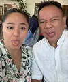 Artis cantik Marshanda belakangan ini menjadi perbincangan warganet terkait unggahan foto bersama Vicky Prasetyo. Unggahan tersebut juga memunculkan dugaan perempuan seorang anak itu menjalin hubungan dengan Vicky Prasetyo. [Instagram/marshanda99]