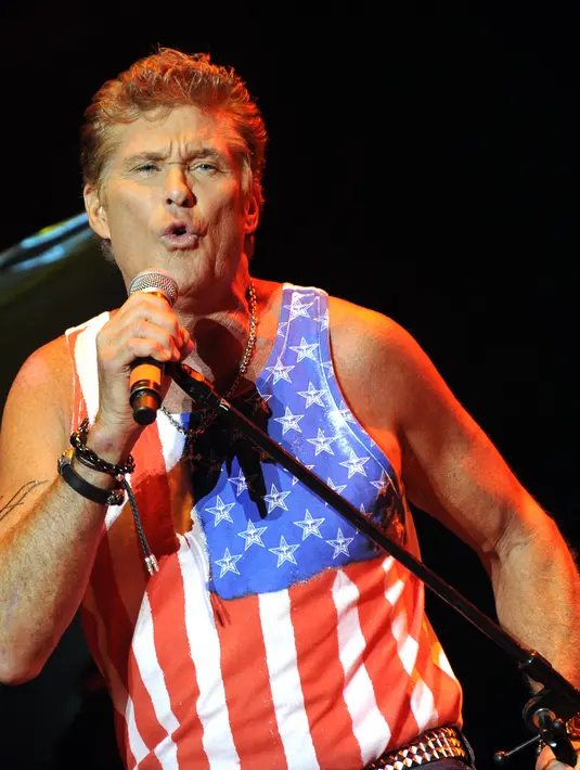 Aktor ‘Baywatch’ ini menulis deskripsi singkat di bawah video yang diunggahnya. “berita besar hari ini dan sangat lega bagi saya. Saya harap semua orang bisa mengerti ... rasanya hebat!” tandas David Hoff. (Bintang/EPA)