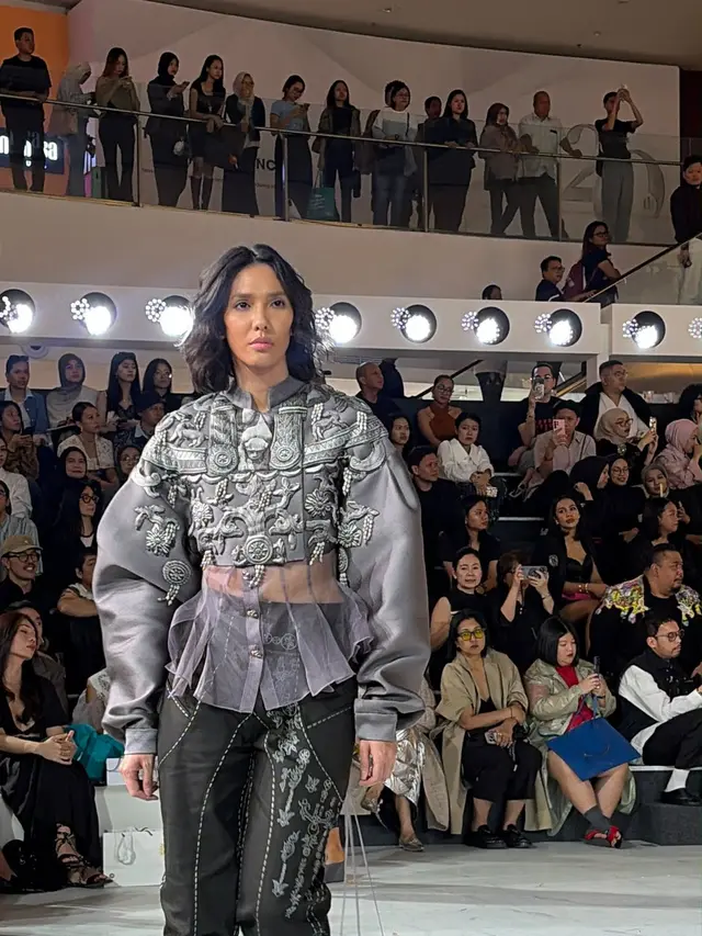 Fashion Nation 20th Edition: The Icon Edit