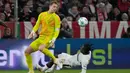 Bermain dengan 10 orang, Bayern Munchen menyerah 0-1. Sementara Bayer Leverkusen melaju ke babak delapan besar DFB Pokal alias Piala Liga Jerman 2024/2025. (AFP/Michaela Stache)