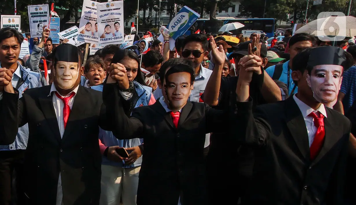 Dalam aksinya menyampaikan orasi terkait capaian pemerintahan Joko Widodo-Ma'ruf Amin. (Liputan6.com/Angga Yuniar)
