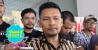 Gatot Brajamusti diboyong ke Polda Metro Jaya guna menjalani pemeriksaan untuk mendalami kasusnya yang lain.