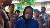 Chiesya Virginia Gitara (39) ditetapkan sebagai tersangka penipuan dan penggelapan terhadap ratusan calon jemaah umrah di Bogor, Jawa Barat. (Liputan6.com/Achmad Sudarno)