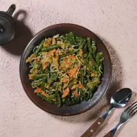 Urap sayur./Copyright&nbsp;shutterstock.com/g/Endah+Kurnia+P