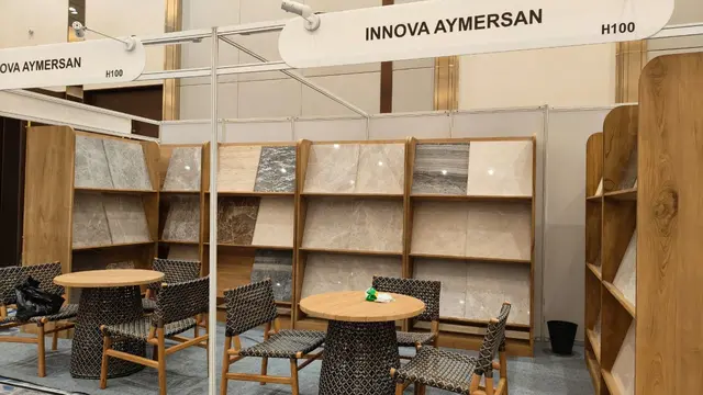 Pameran khusus marmer, batu alam dan material pelapis, Jakarta Surface Show digelar di Grand Ballroom JI Expo Convention Centre and Theatre, Kemayoran