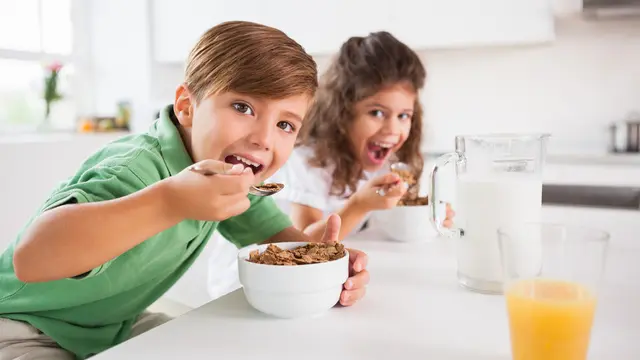 5 Manfaat Sehat Sarapan Serealia bagi Anak (Wavebreakmedia/Shutterstock)